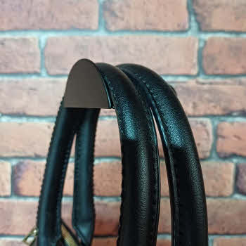 G111-BLK-Dressed-Close-Top-EA