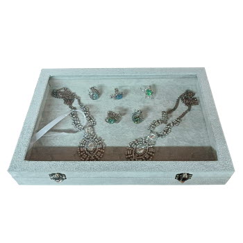 G440-Front-Closed-Dressed-EA